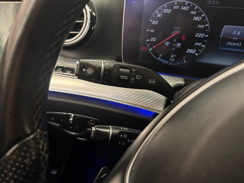 MERCEDES-BENZ E 2017