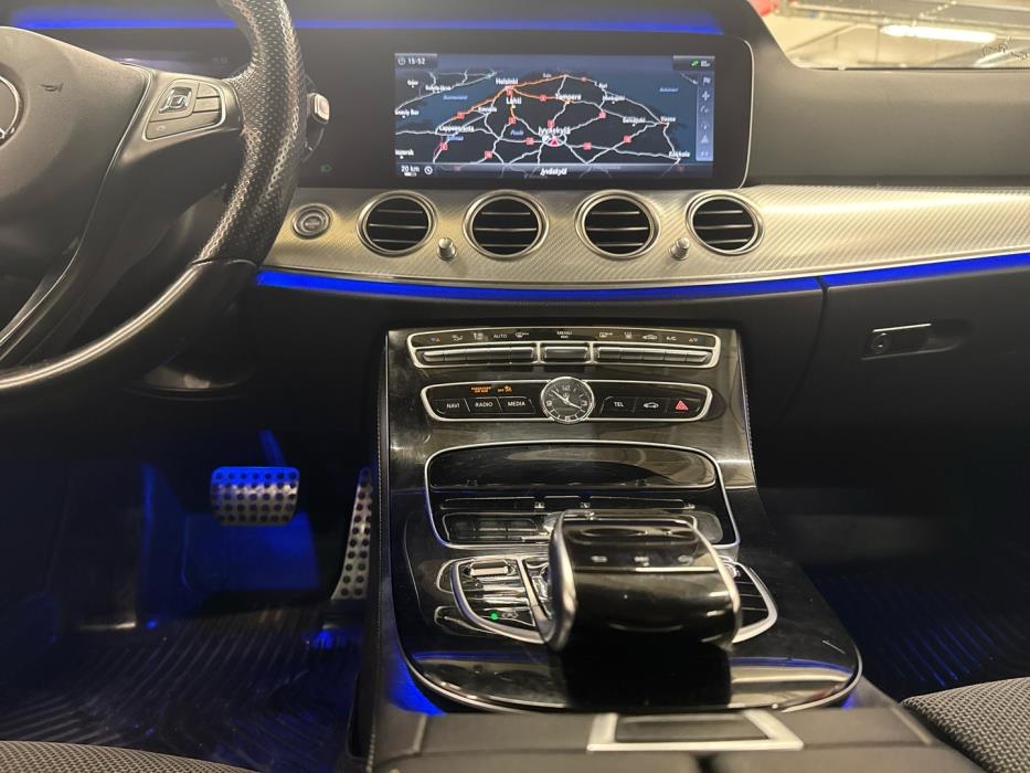 MERCEDES-BENZ E 2017