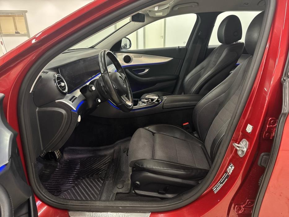 MERCEDES-BENZ E 2017