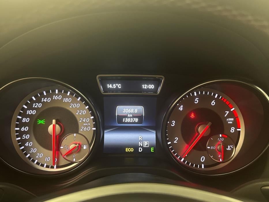 MERCEDES-BENZ CLA 2013