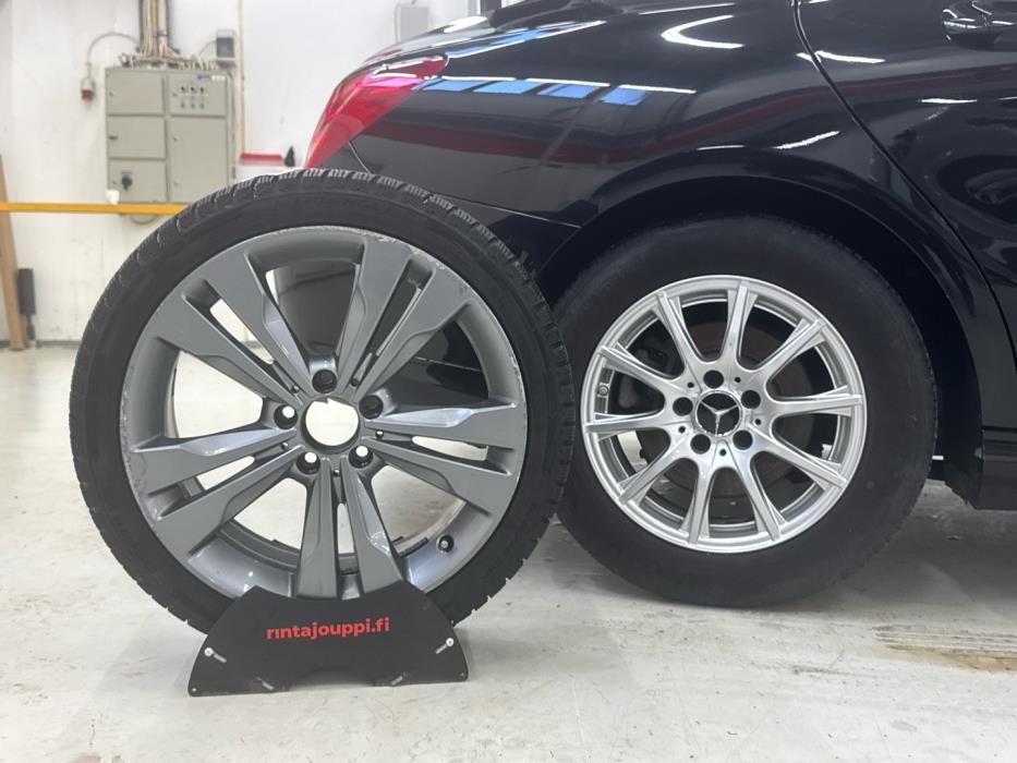 MERCEDES-BENZ CLA 2013