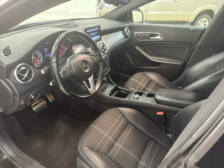 MERCEDES-BENZ CLA 2013