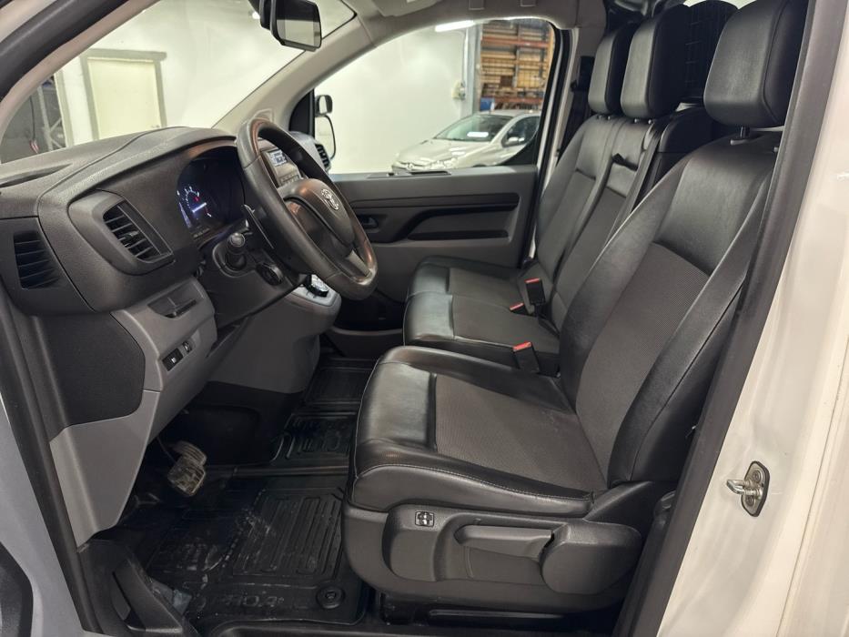 TOYOTA Proace 2018