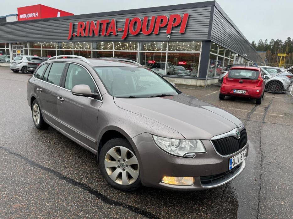 SKODA Superb 2010