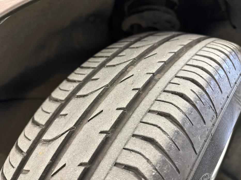 VOLKSWAGEN Golf Plus 2012