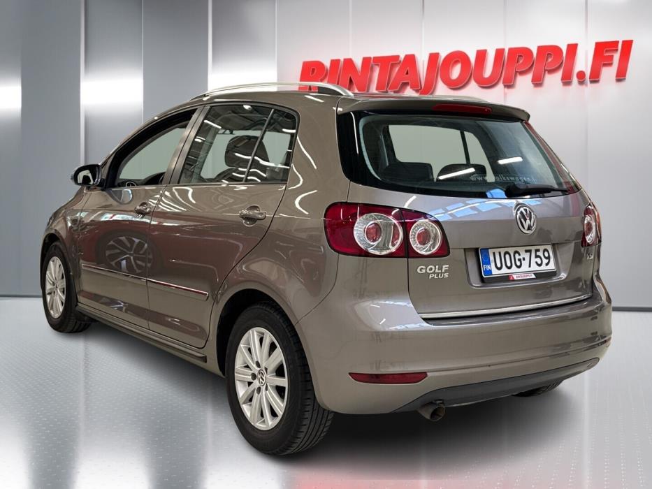 VOLKSWAGEN Golf Plus 2012