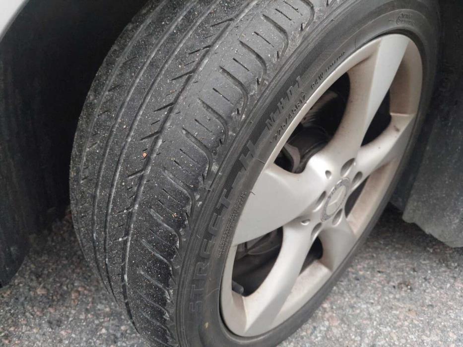 MERCEDES-BENZ B 2012