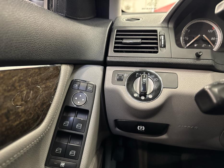 MERCEDES-BENZ C 2008