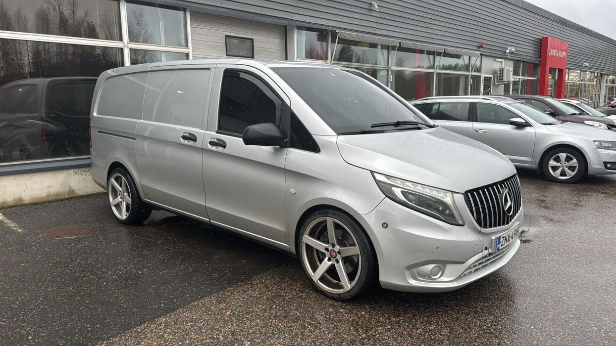 MERCEDES-BENZ Vito 2015