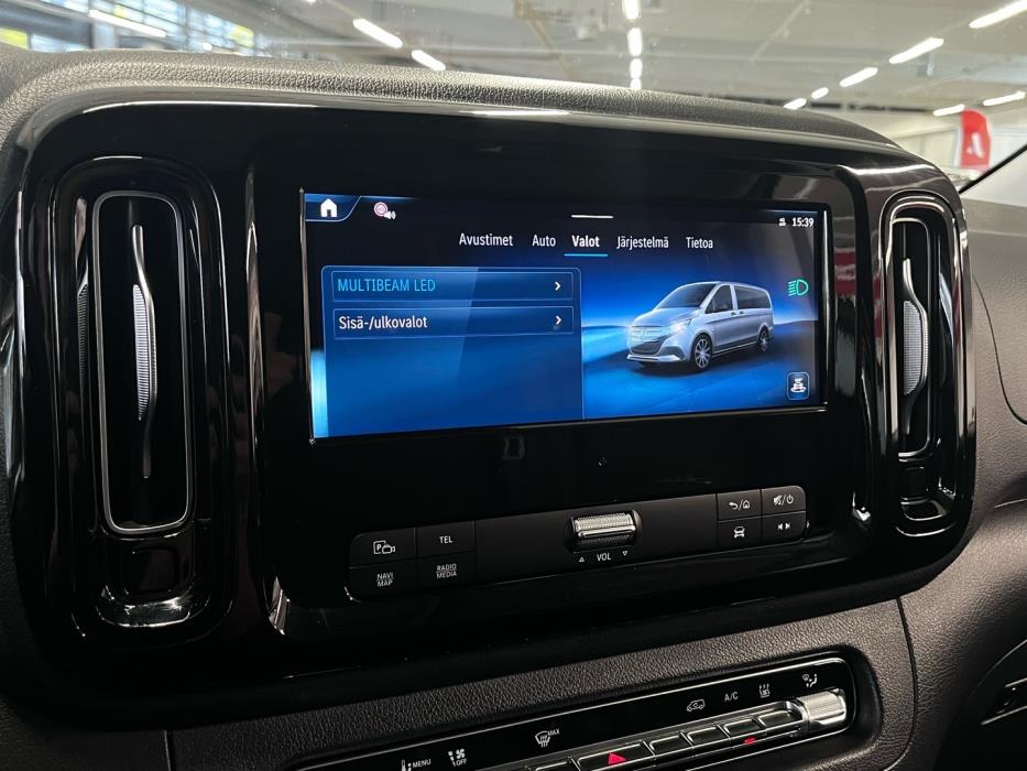 MERCEDES-BENZ Vito 2025