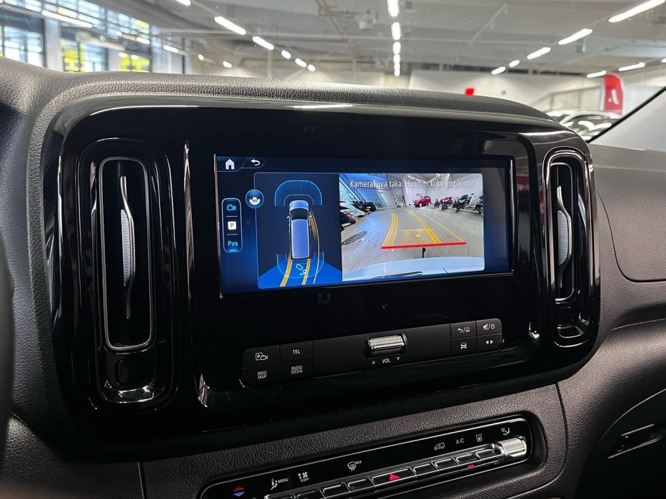 MERCEDES-BENZ Vito 2025