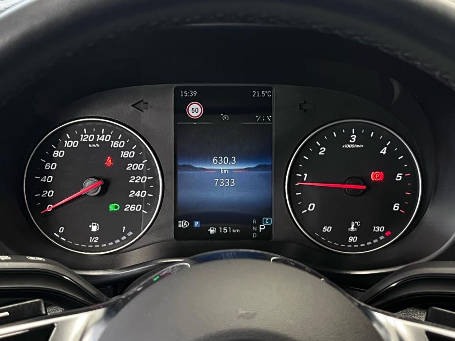 MERCEDES-BENZ Vito 2025