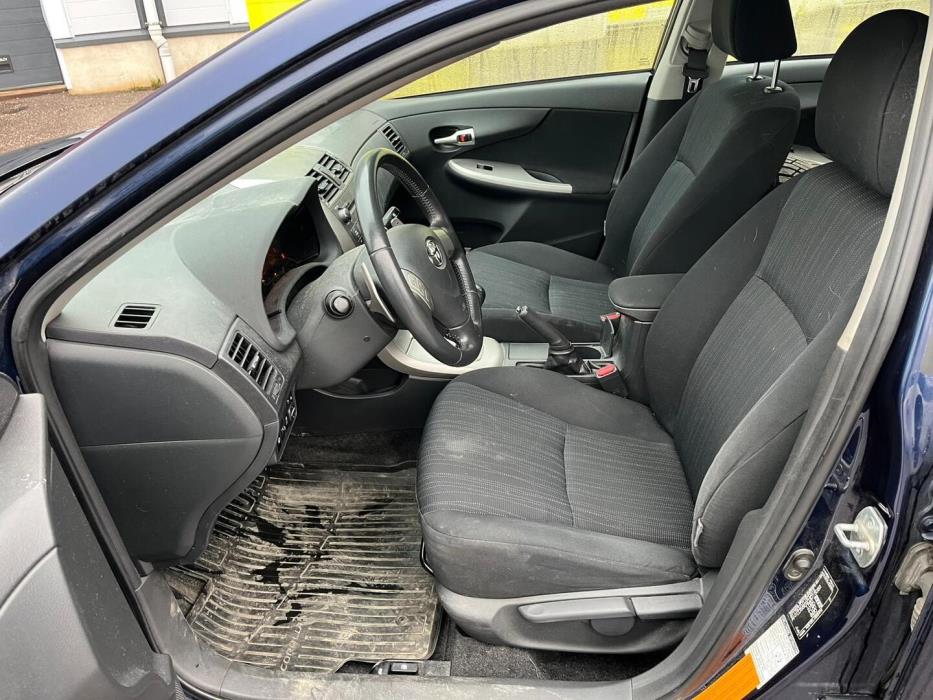 TOYOTA Corolla 2009