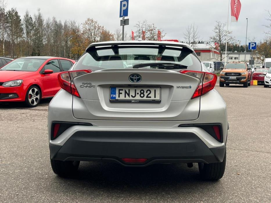 TOYOTA C-HR 2018