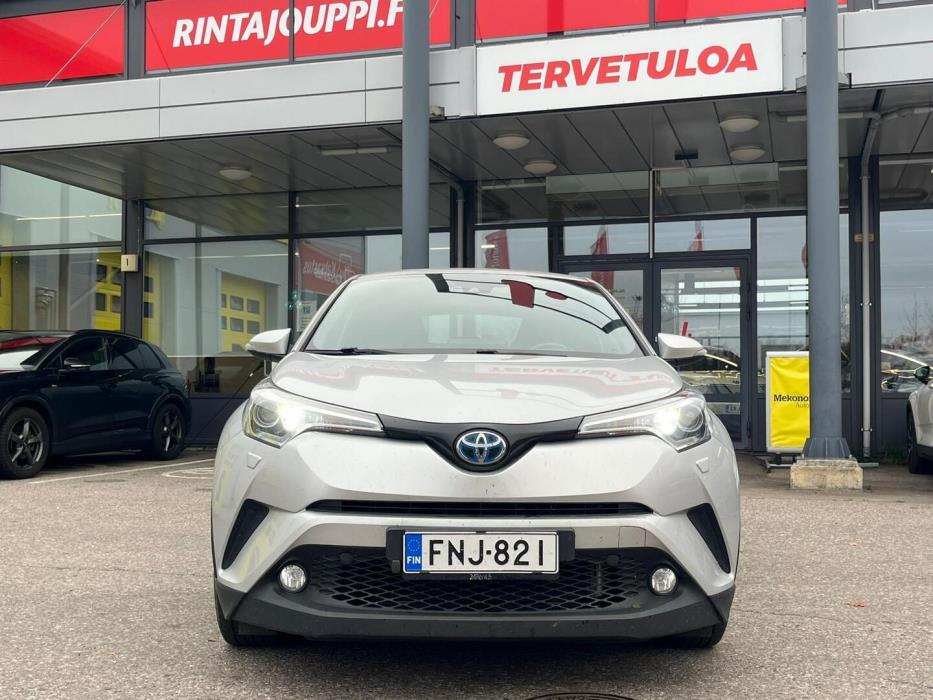 TOYOTA C-HR 2018