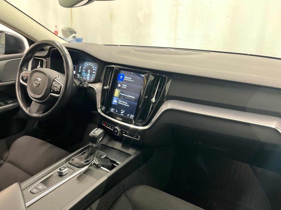 VOLVO V60 Cross Country 2019