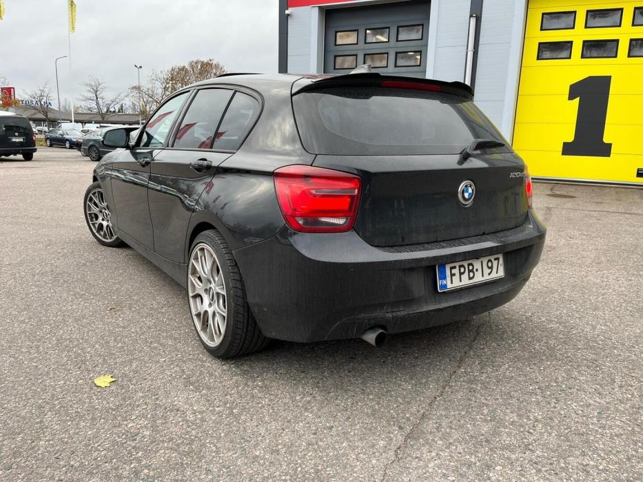 BMW 120 2012