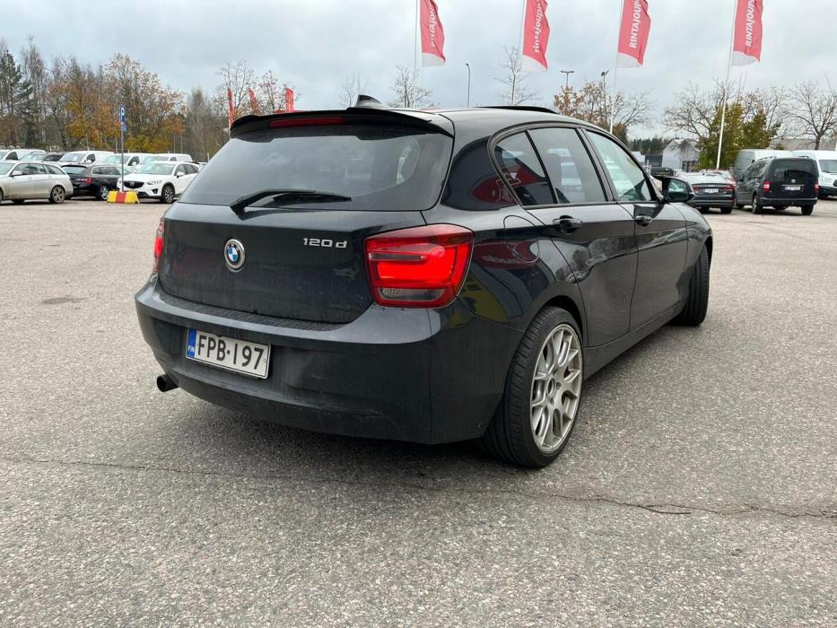 BMW 120 2012