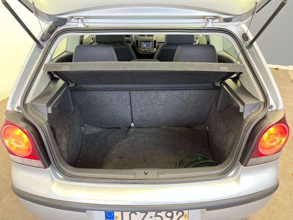 VOLKSWAGEN Polo 2007