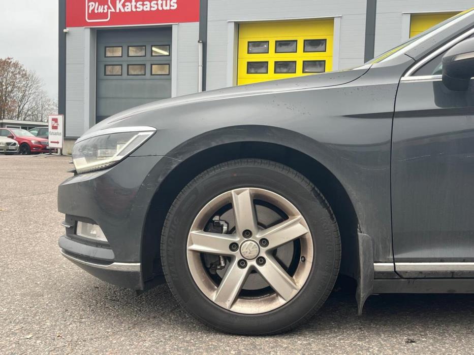 VOLKSWAGEN Passat 2016