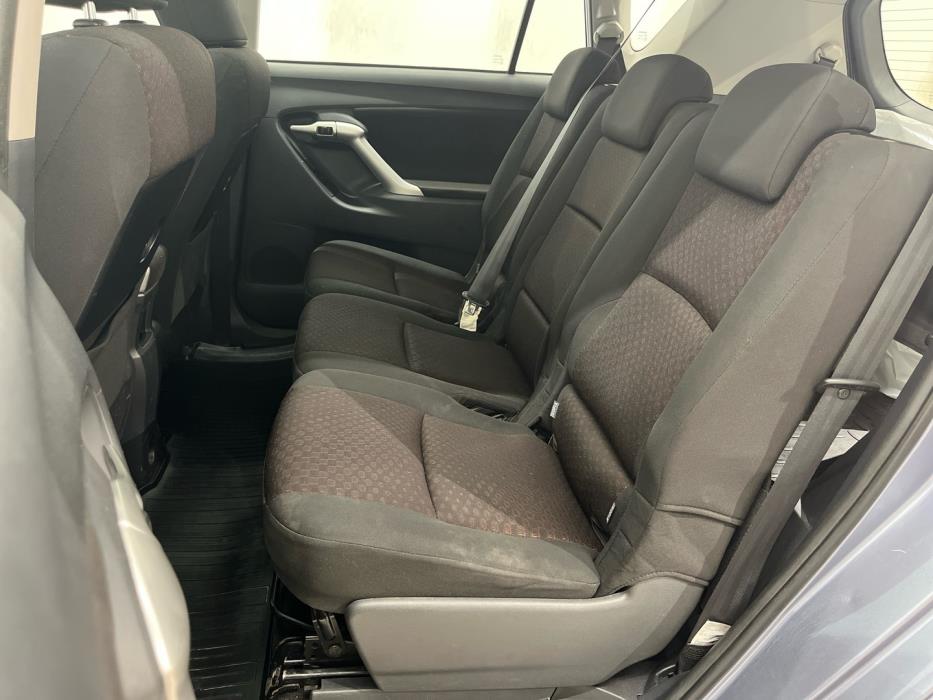 TOYOTA Verso 2011