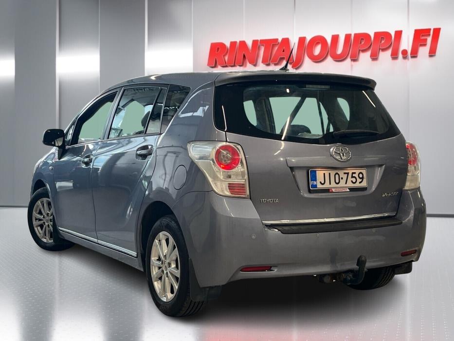 TOYOTA Verso 2011