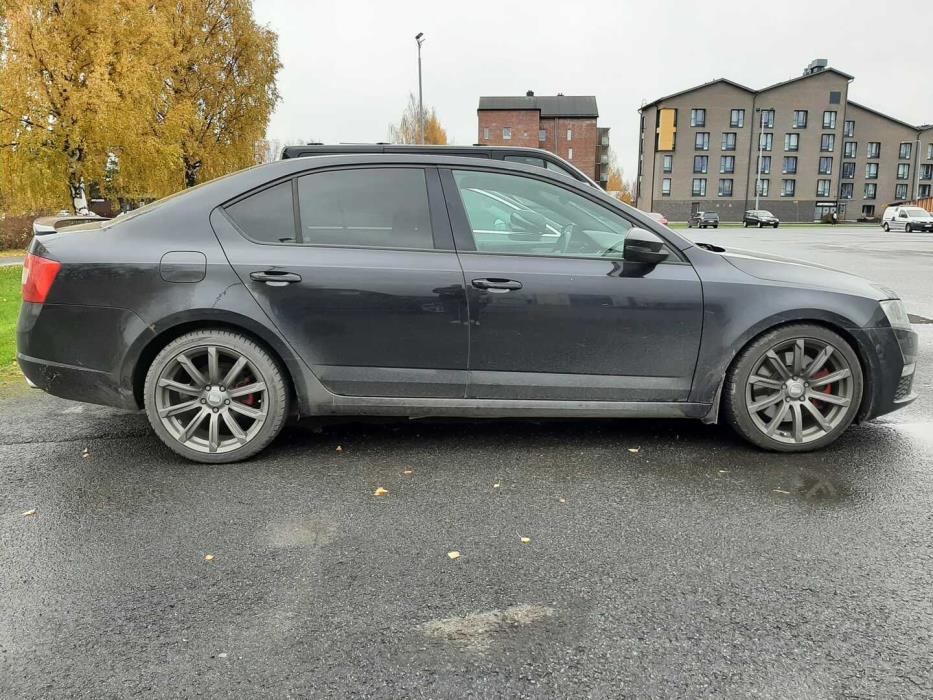 SKODA Octavia 2014