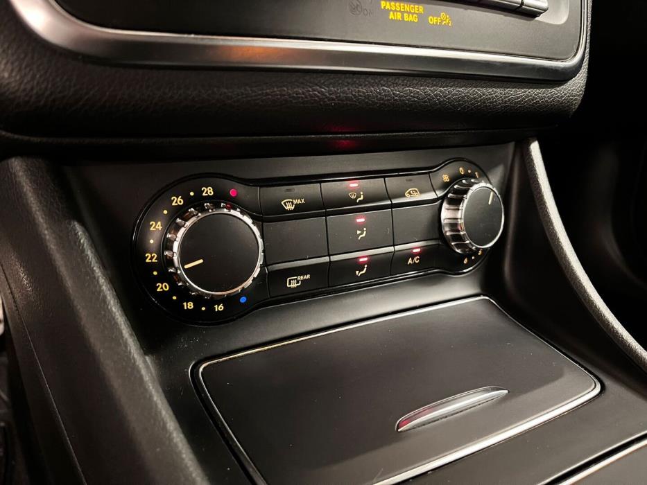 MERCEDES-BENZ CLA 2017