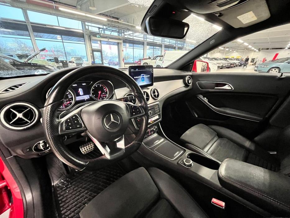 MERCEDES-BENZ CLA 2017