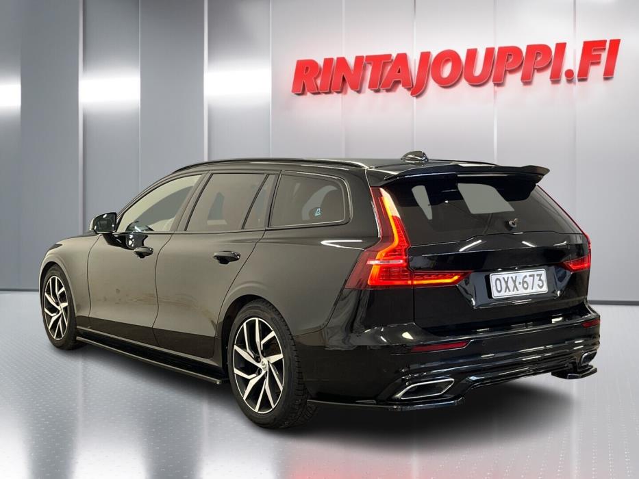 VOLVO V60 2020