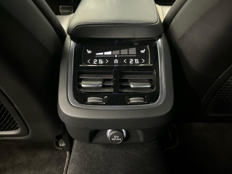 VOLVO V60 2020