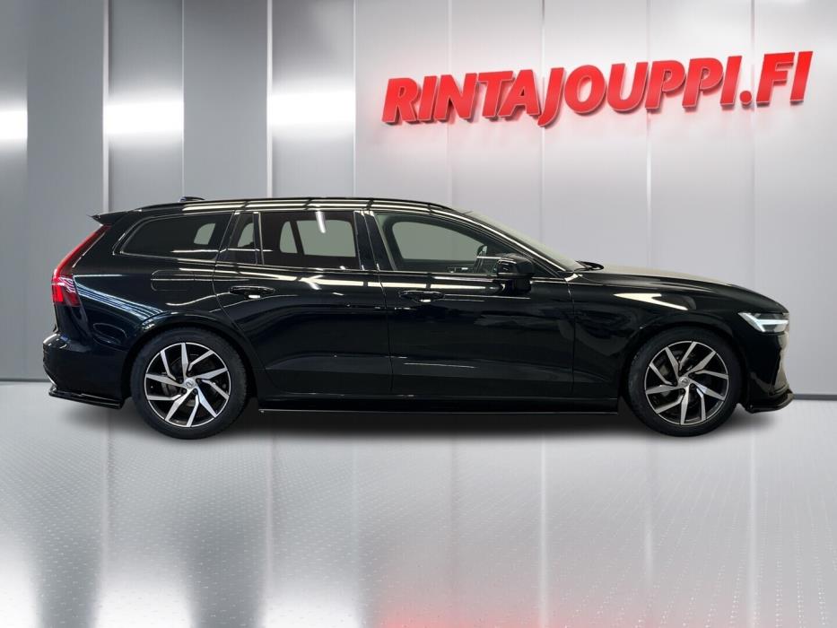 VOLVO V60 2020