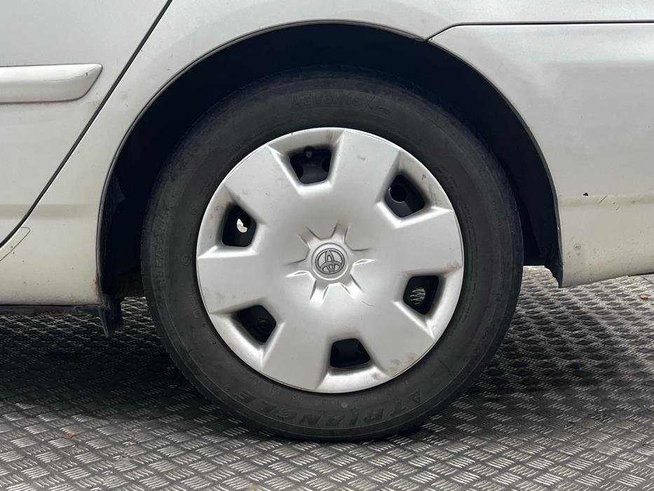 TOYOTA Corolla 2004
