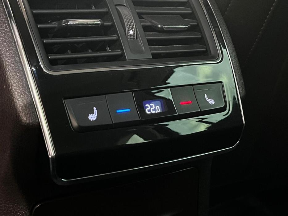 SKODA Superb 2016
