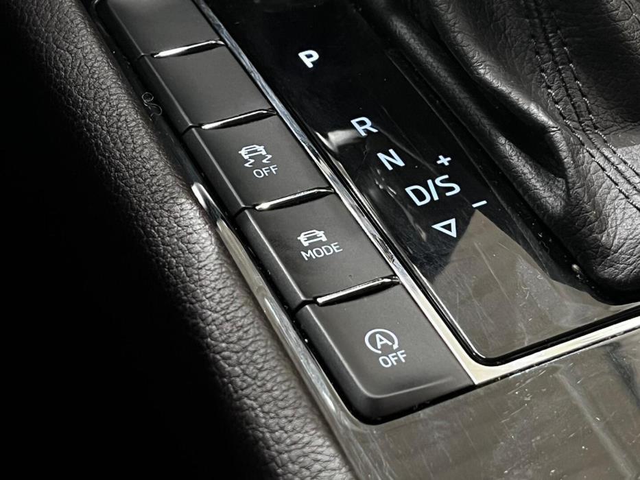 SKODA Superb 2016