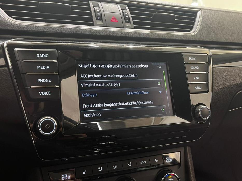 SKODA Superb 2016