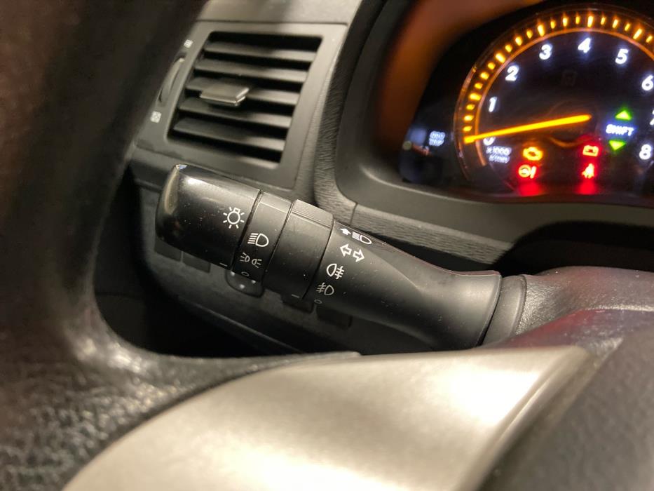 TOYOTA Avensis 2011