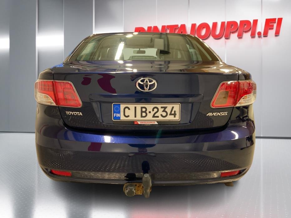 TOYOTA Avensis 2011