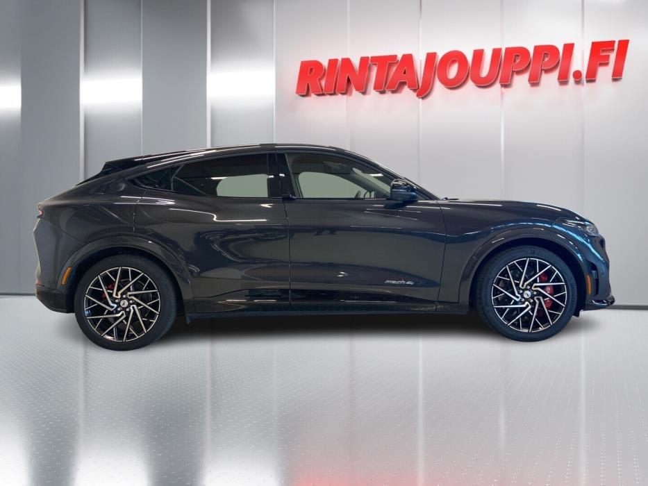 FORD Mustang Mach-E 2022