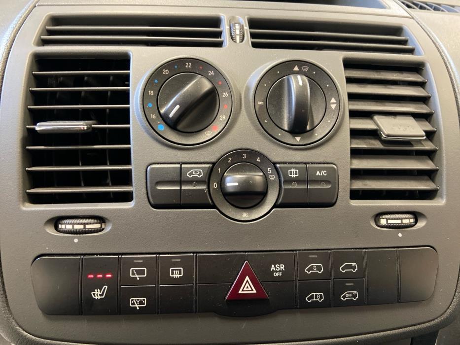 MERCEDES-BENZ Vito 2011