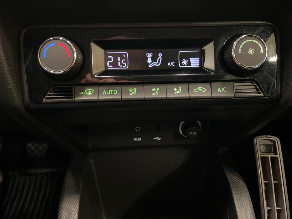 SKODA Fabia 2016