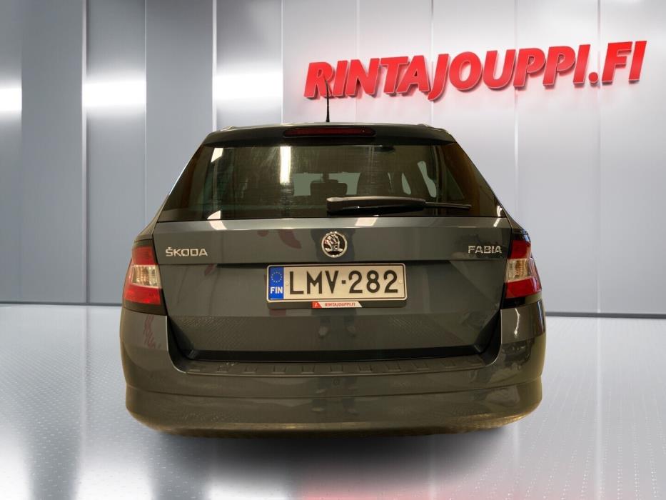 SKODA Fabia 2016
