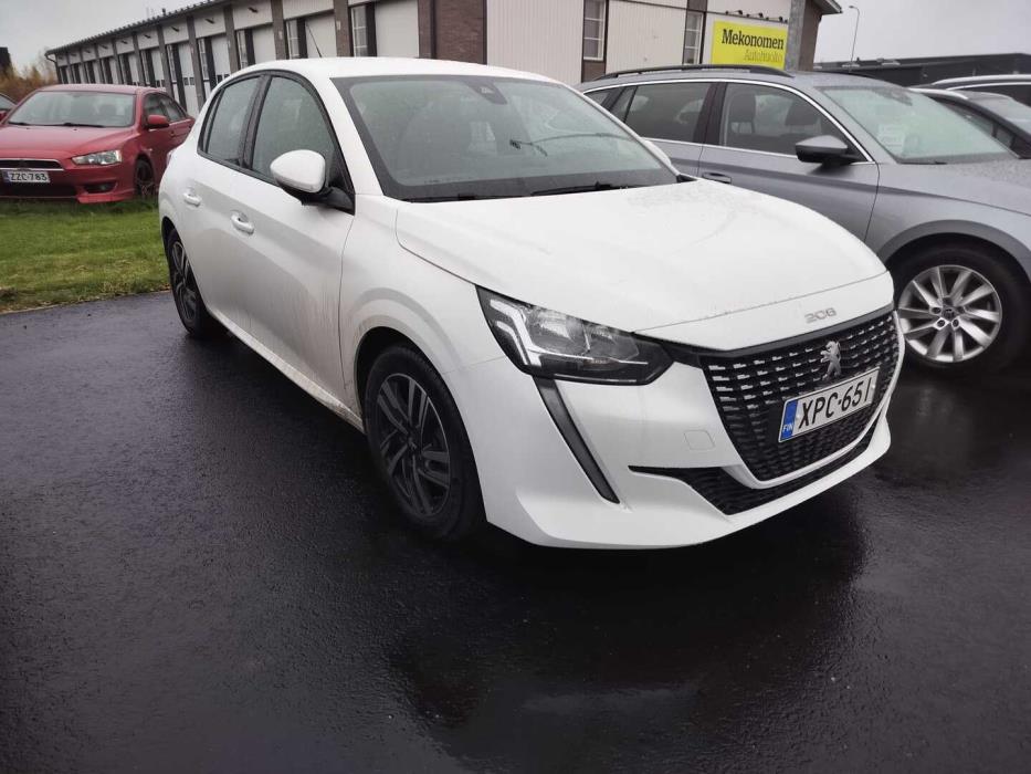 PEUGEOT 208 2020