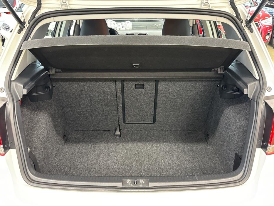 VOLKSWAGEN Golf 2011