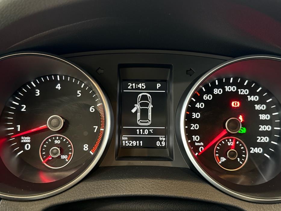 VOLKSWAGEN Golf 2011