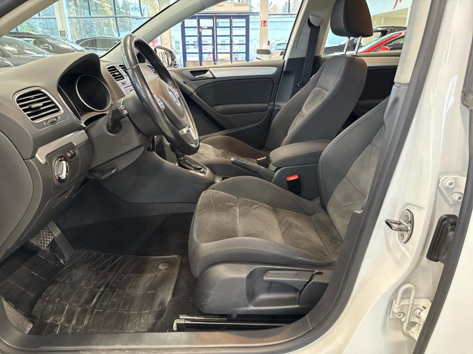 VOLKSWAGEN Golf 2011