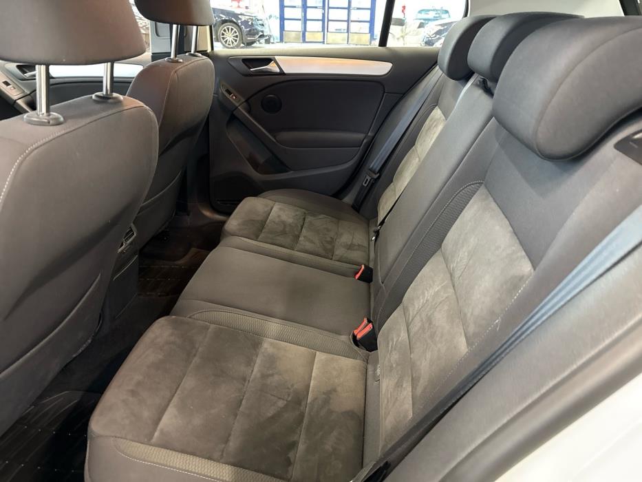 VOLKSWAGEN Golf 2011