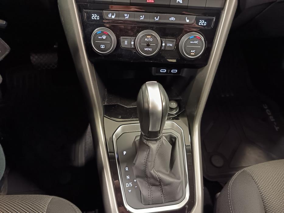 VOLKSWAGEN T-Roc 2021