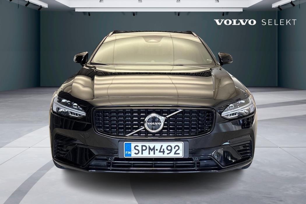Volvo V90 2022