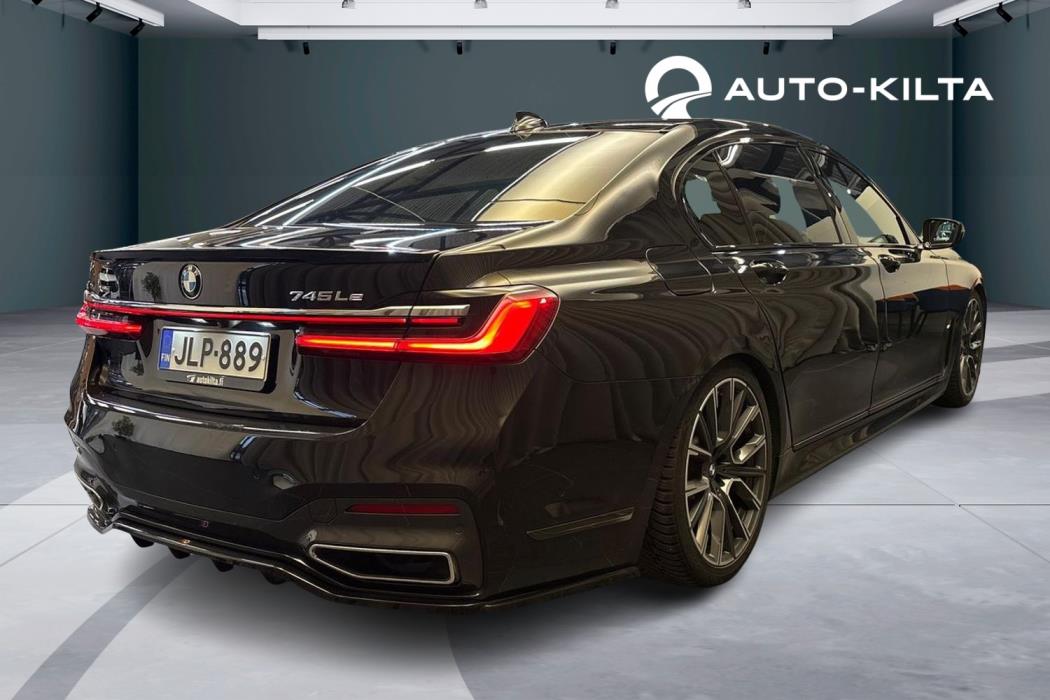 BMW 745 2020
